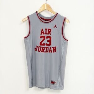 MICHAEL Air Jordan Jersey Youth 13-15 Years Old #23 EUC
